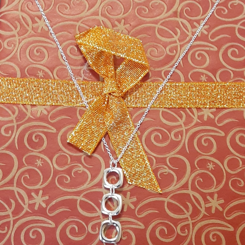 Silver plated necklace